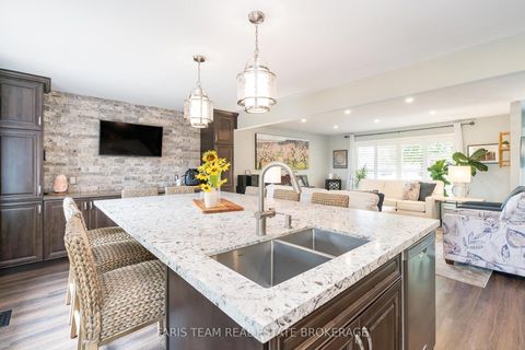 Photo 8 at 2032 Chantler Street, Stroud, Innisfil
