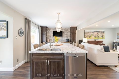 Photo 9 at 2032 Chantler Street, Stroud, Innisfil