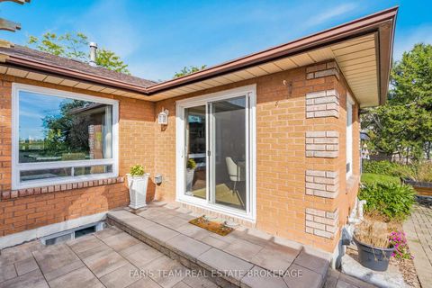 Photo 32 at 2032 Chantler Street, Stroud, Innisfil