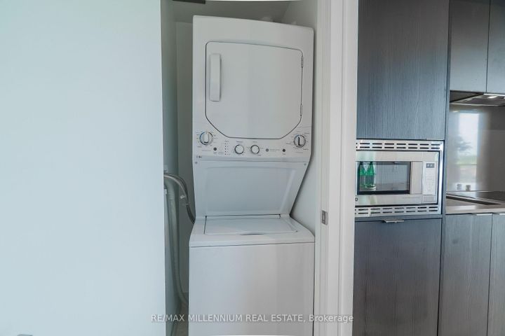 Photo 18 at 330 - 3009 Novar Road, Cooksville, Mississauga