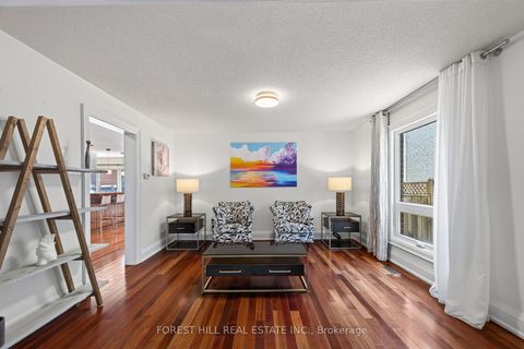 Photo 3 at 38 Crystal Drive, Mill Pond, Richmond Hill