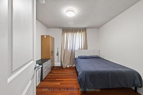 Photo 17 at 38 Crystal Drive, Mill Pond, Richmond Hill