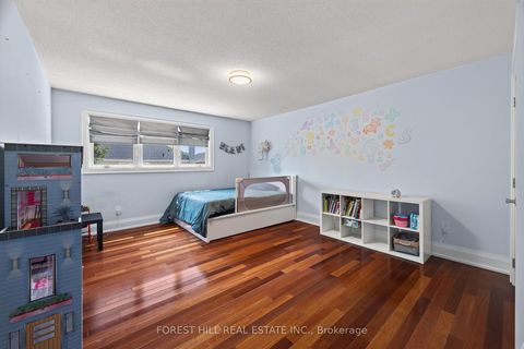 Photo 19 at 38 Crystal Drive, Mill Pond, Richmond Hill