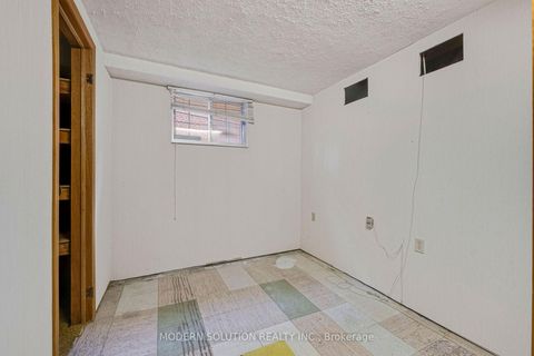 Photo 26 at 114 Elmcrest Road, West Deane, Toronto