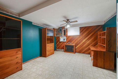 Photo 28 at 114 Elmcrest Road, West Deane, Toronto