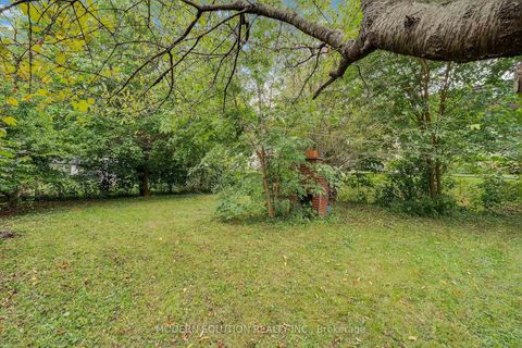 Photo 36 at 114 Elmcrest Road, West Deane, Toronto