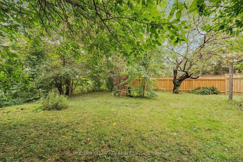 Photo 37 at 114 Elmcrest Road, West Deane, Toronto