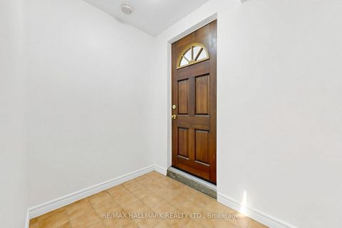 Photo 35 at 96B Laurel Avenue, Kennedy Park, Toronto
