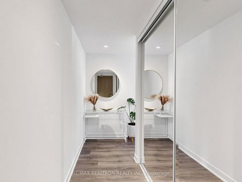 Photo 6 at 1504 - 88 Harbour Street, Waterfront Communities C1, Toronto
