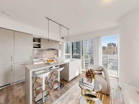 Photo 10 at 1504 - 88 Harbour Street, Waterfront Communities C1, Toronto