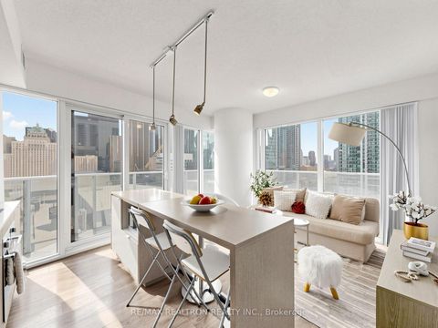 Photo 12 at 1504 - 88 Harbour Street, Waterfront Communities C1, Toronto