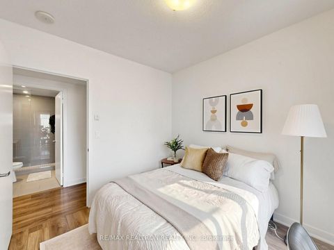 Photo 19 at 1504 - 88 Harbour Street, Waterfront Communities C1, Toronto