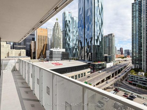 Photo 26 at 1504 - 88 Harbour Street, Waterfront Communities C1, Toronto