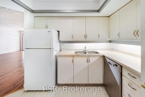 Photo 5 at 510 - 65 Scadding Avenue, Waterfront Communities C8, Toronto