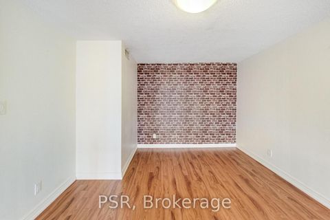 Photo 12 at 510 - 65 Scadding Avenue, Waterfront Communities C8, Toronto