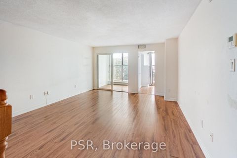 Photo 16 at 510 - 65 Scadding Avenue, Waterfront Communities C8, Toronto