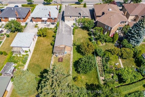 Photo 34 at 295 Falstaff Avenue, Maple Leaf, Toronto