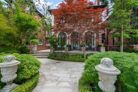Photo 3 at 92 South Drive, Moore Park, Toronto