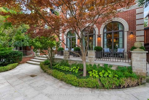 Photo 4 at 92 South Drive, Moore Park, Toronto