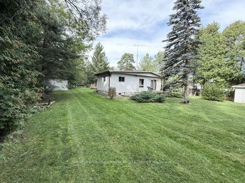 Photo 6 at 2151 Raynor Court, Alcona, Innisfil