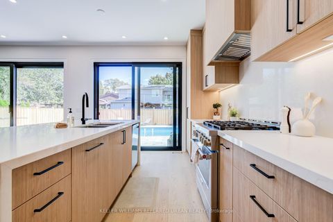 Photo 10 at 5 Bradbury Crescent, West Deane, Toronto