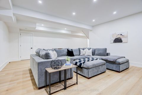 Photo 38 at 5 Bradbury Crescent, West Deane, Toronto