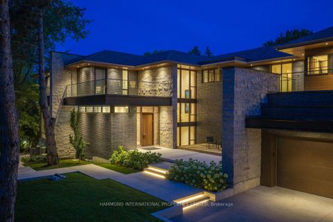 Photo 1 at 103 Old Colony Road, Windfields, Toronto