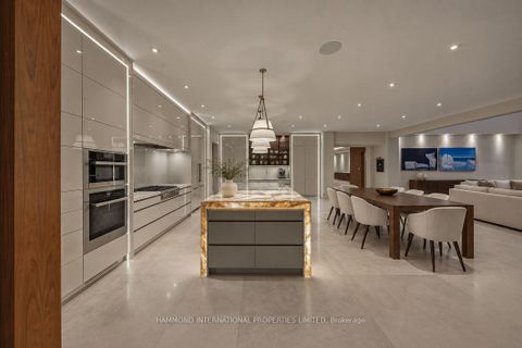 Photo 7 at 103 Old Colony Road, Windfields, Toronto