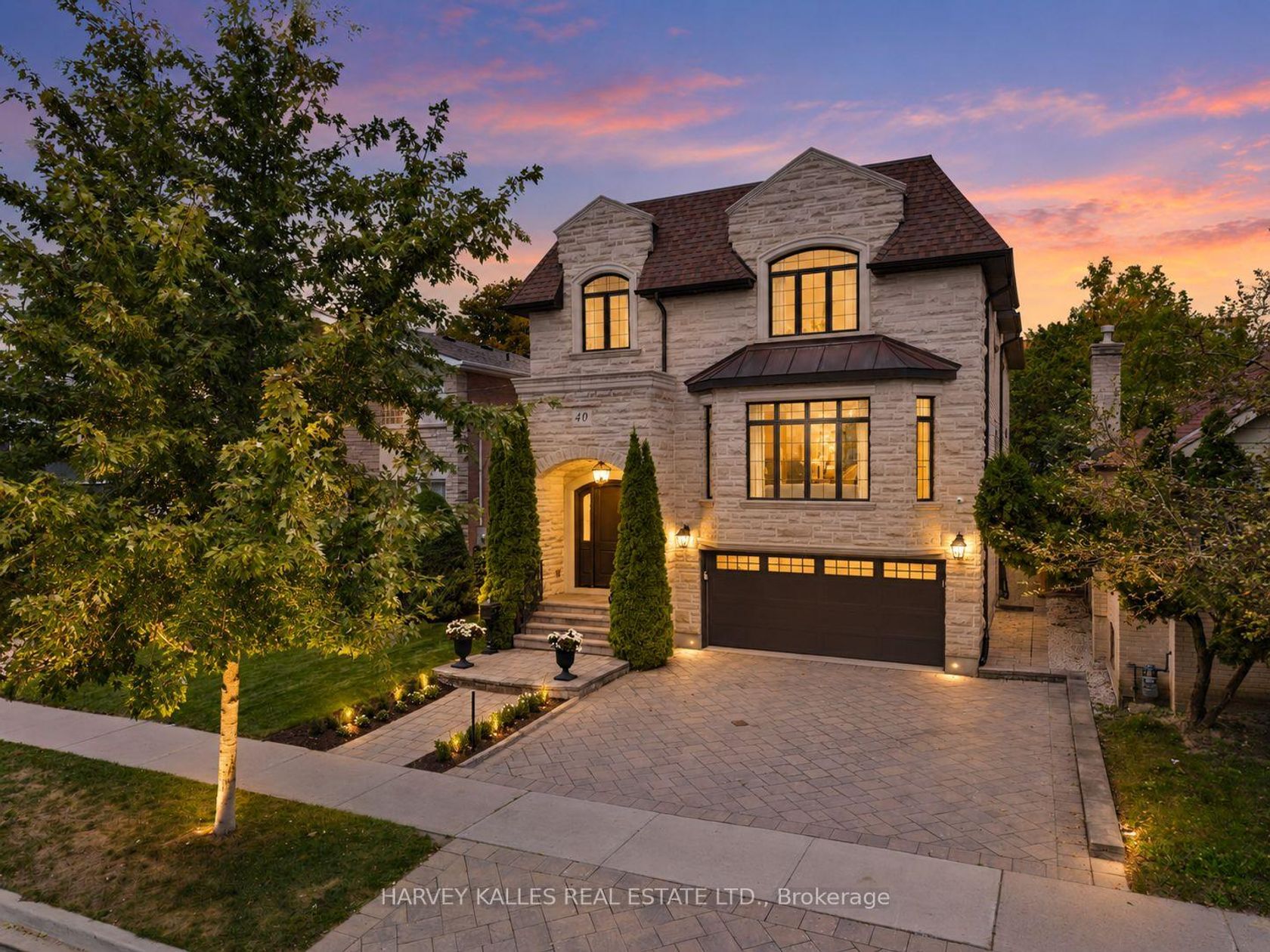 40 Sultana Avenue, Lawrence, Toronto 