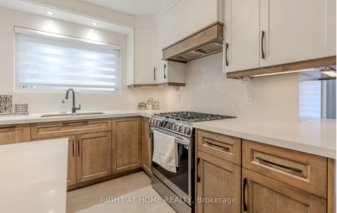 Photo 12 at 15 Hamstead Avenue, Lumsden, Toronto