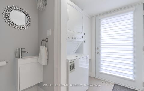 Photo 17 at 15 Hamstead Avenue, Lumsden, Toronto