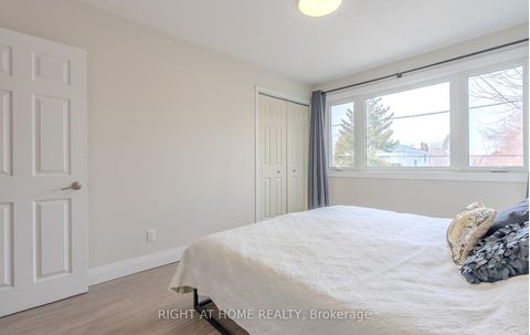 Photo 20 at 15 Hamstead Avenue, Lumsden, Toronto
