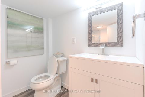 Photo 36 at 15 Hamstead Avenue, Lumsden, Toronto