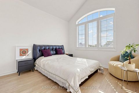 Photo 25 at 48 Pierre Berton Boulevard, Kleinburg, Vaughan