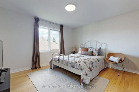 Photo 25 at 350 Sunset Beach Road, Oak Ridges Lake Wilcox, Richmond Hill