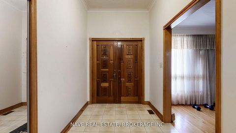 Photo 2 at 9747 Bathurst Street, North Richvale, Richmond Hill