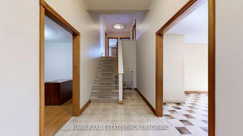 Photo 3 at 9747 Bathurst Street, North Richvale, Richmond Hill