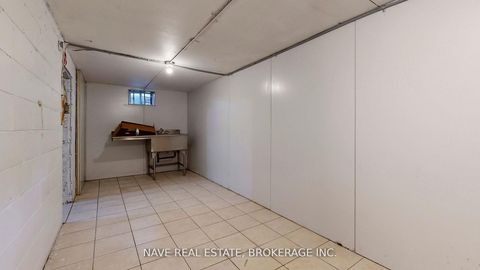 Photo 37 at 9747 Bathurst Street, North Richvale, Richmond Hill