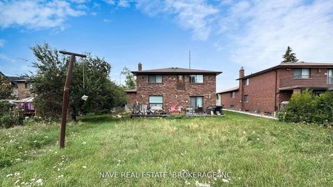 Photo 42 at 9747 Bathurst Street, North Richvale, Richmond Hill