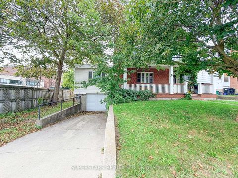Photo 2 at 74 Toronto Street, City Centre, Barrie