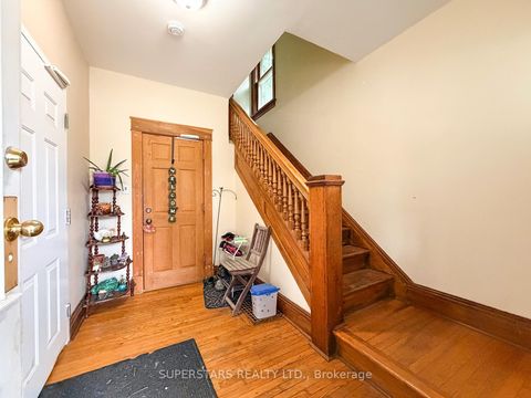 Photo 5 at 74 Toronto Street, City Centre, Barrie