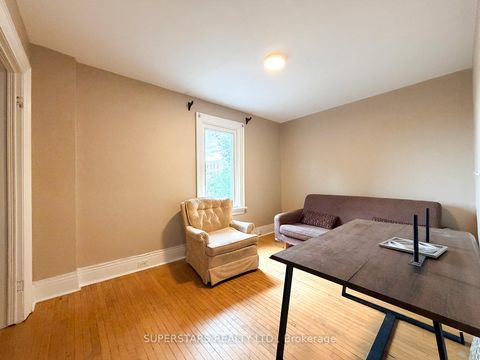 Photo 10 at 74 Toronto Street, City Centre, Barrie