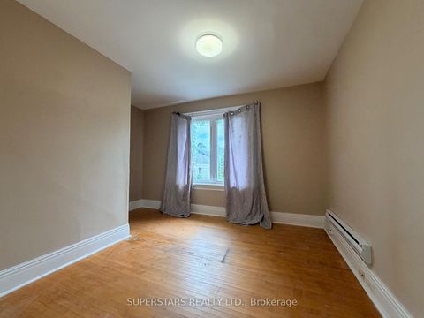 Photo 14 at 74 Toronto Street, City Centre, Barrie