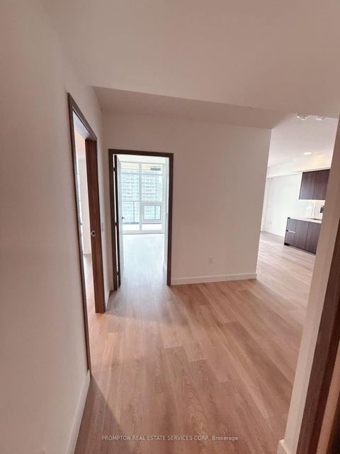 Photo 4 at 931 - 3 Concord City Place Way, Waterfront Communities C1, Toronto