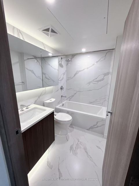 Photo 5 at 931 - 3 Concord City Place Way, Waterfront Communities C1, Toronto