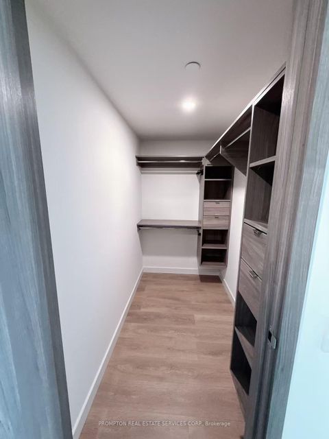 Photo 7 at 931 - 3 Concord City Place Way, Waterfront Communities C1, Toronto