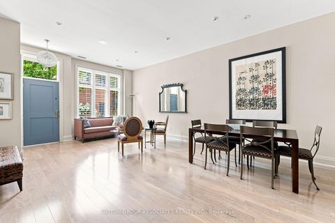 Photo 2 at TH9 - 385 Brunswick Avenue, Annex, Toronto