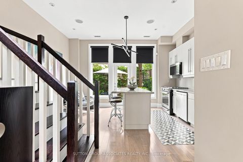 Photo 7 at TH9 - 385 Brunswick Avenue, Annex, Toronto