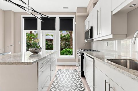 Photo 9 at TH9 - 385 Brunswick Avenue, Annex, Toronto