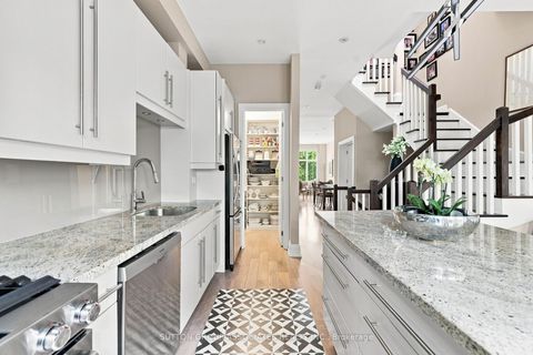 Photo 10 at TH9 - 385 Brunswick Avenue, Annex, Toronto
